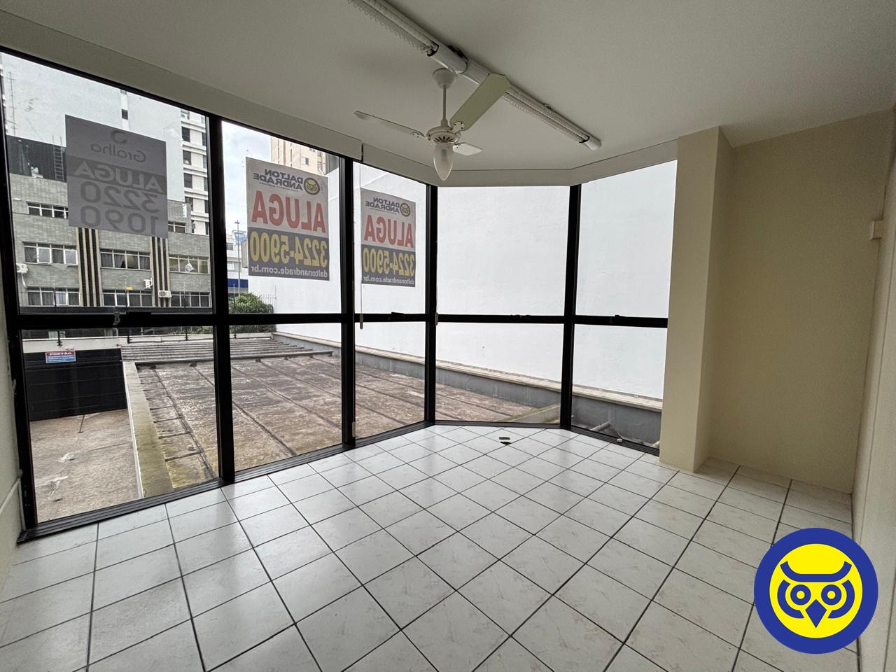 Salas/Conjuntos para aluguel no Centro: