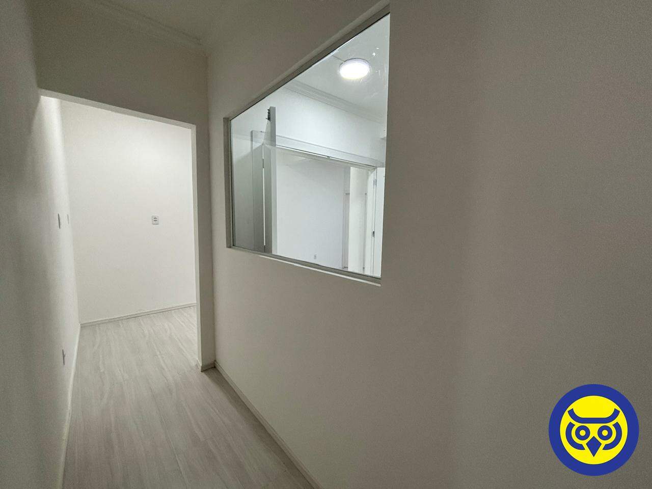 Sala para aluguel no Centro: 