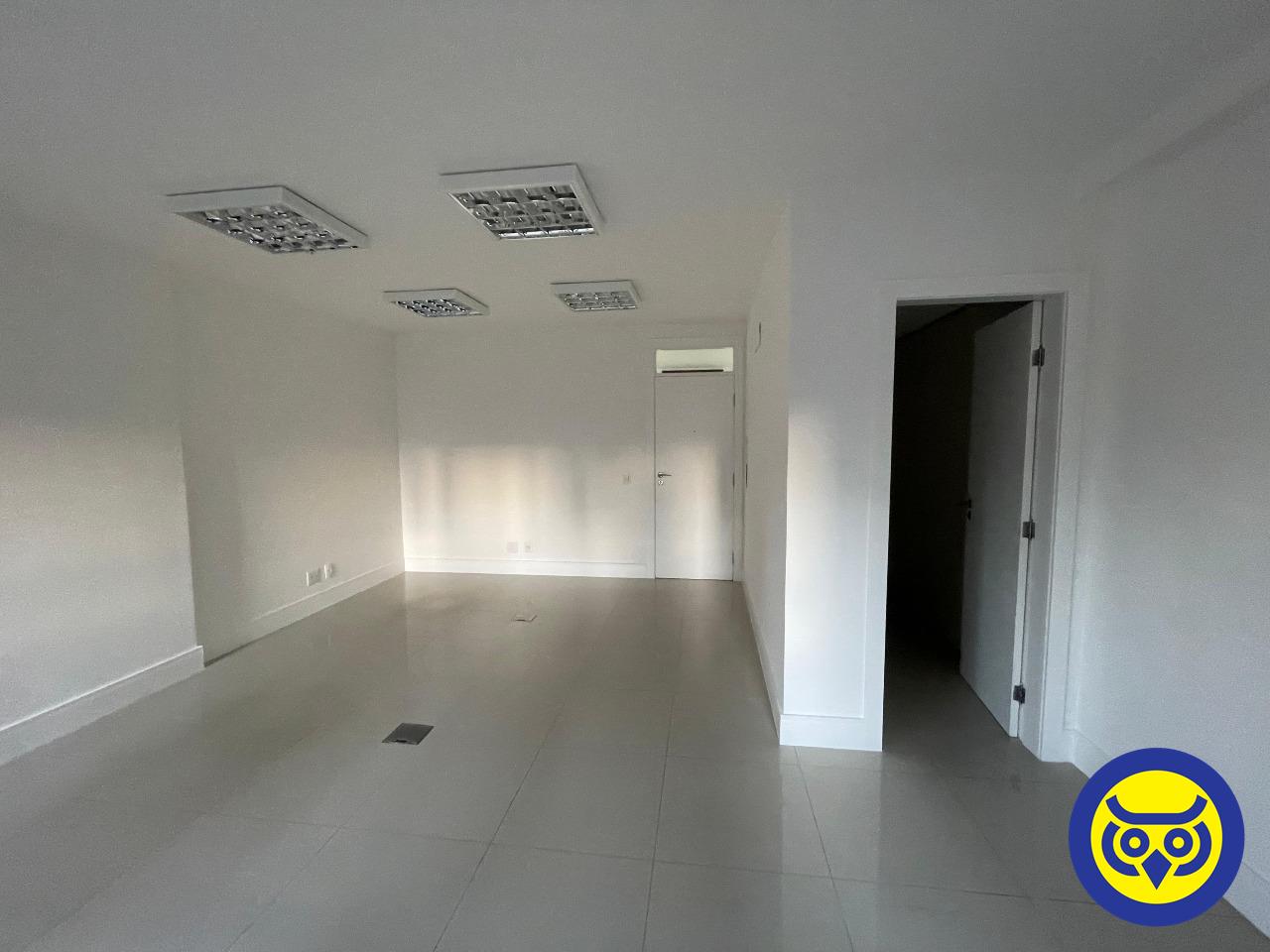 Salas/Conjuntos para aluguel no Centro: 