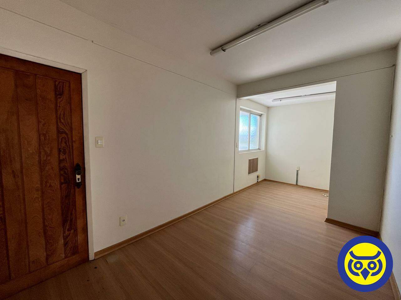 Salas/Conjuntos para aluguel no Centro: 