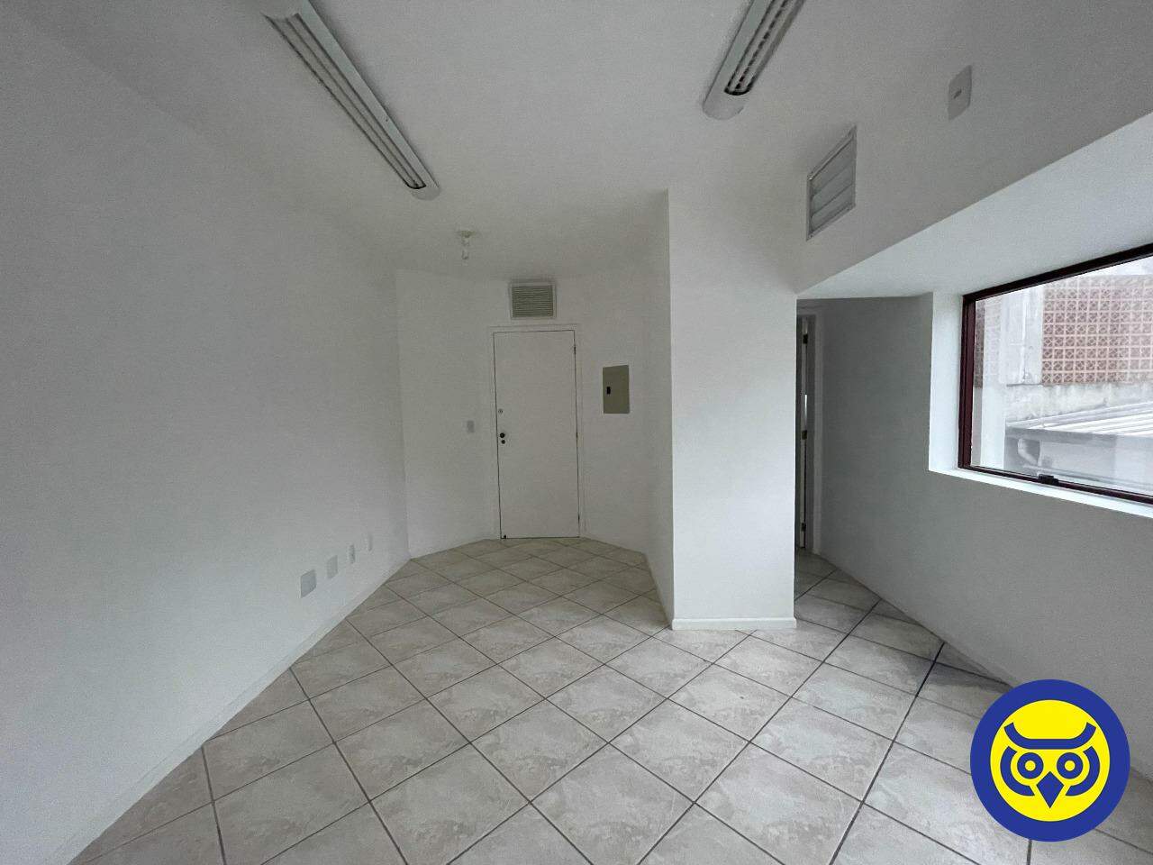 Sala para aluguel no Centro: