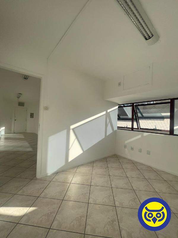 Sala para aluguel no Centro: