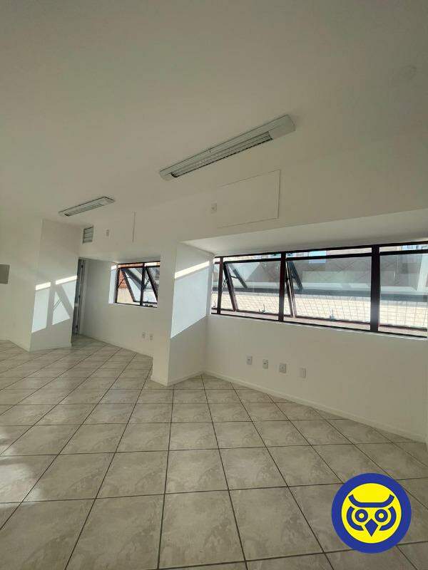Sala para aluguel no Centro: