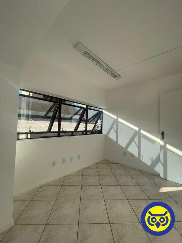 Sala para aluguel no Centro: