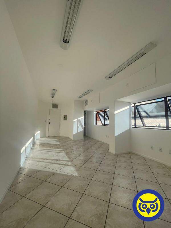 Sala para aluguel no Centro: