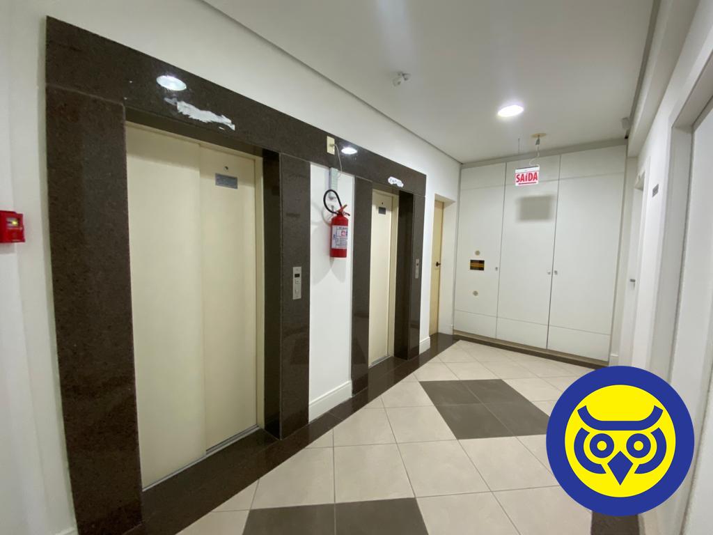 Salas/Conjuntos para aluguel no Centro: 