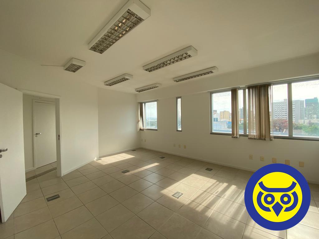 Salas/Conjuntos para aluguel no Centro: 