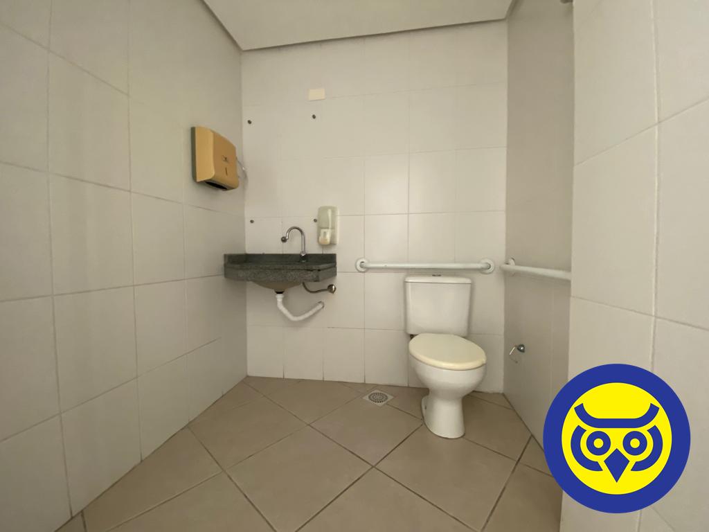 Salas/Conjuntos para aluguel no Centro: 