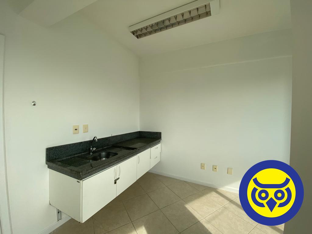 Salas/Conjuntos para aluguel no Centro: 