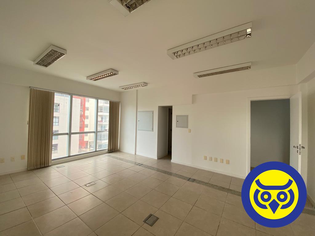 Salas/Conjuntos para aluguel no Centro: 