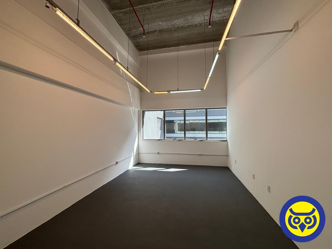 Salas/Conjuntos para aluguel no Saco Grande: