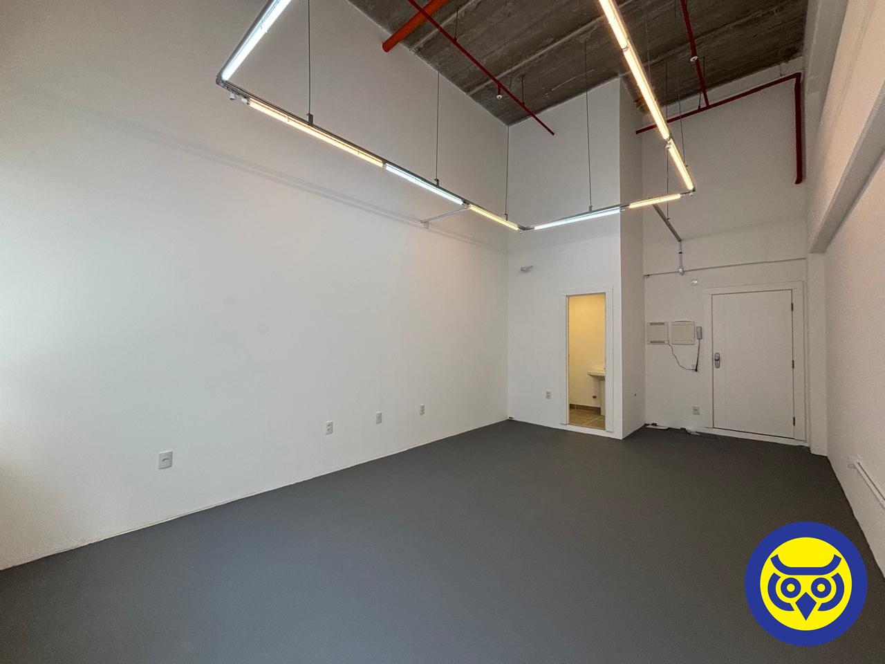 Salas/Conjuntos para aluguel no Saco Grande: