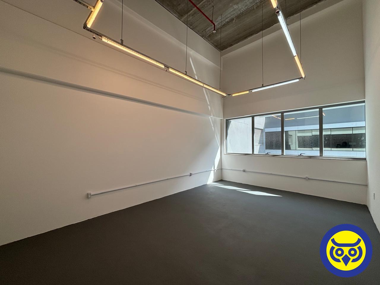 Salas/Conjuntos para aluguel no Saco Grande: