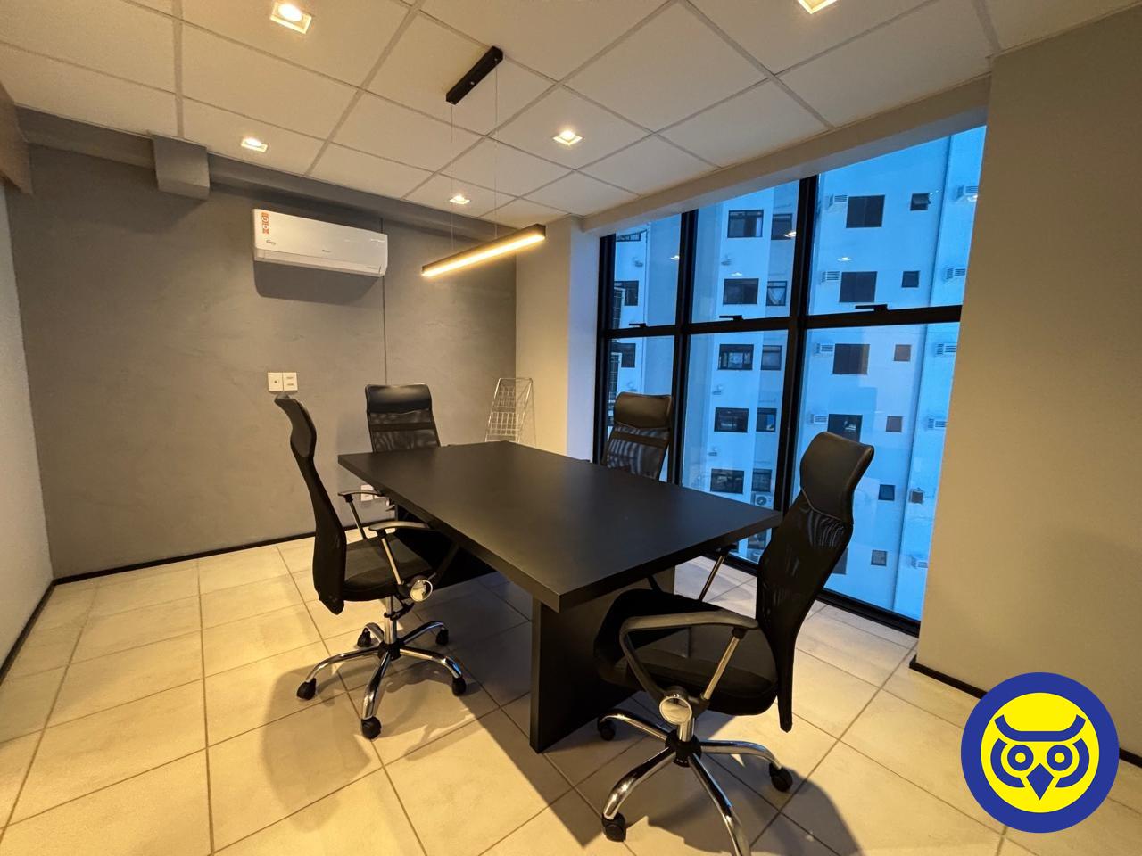 Salas/Conjuntos para aluguel no Centro: 