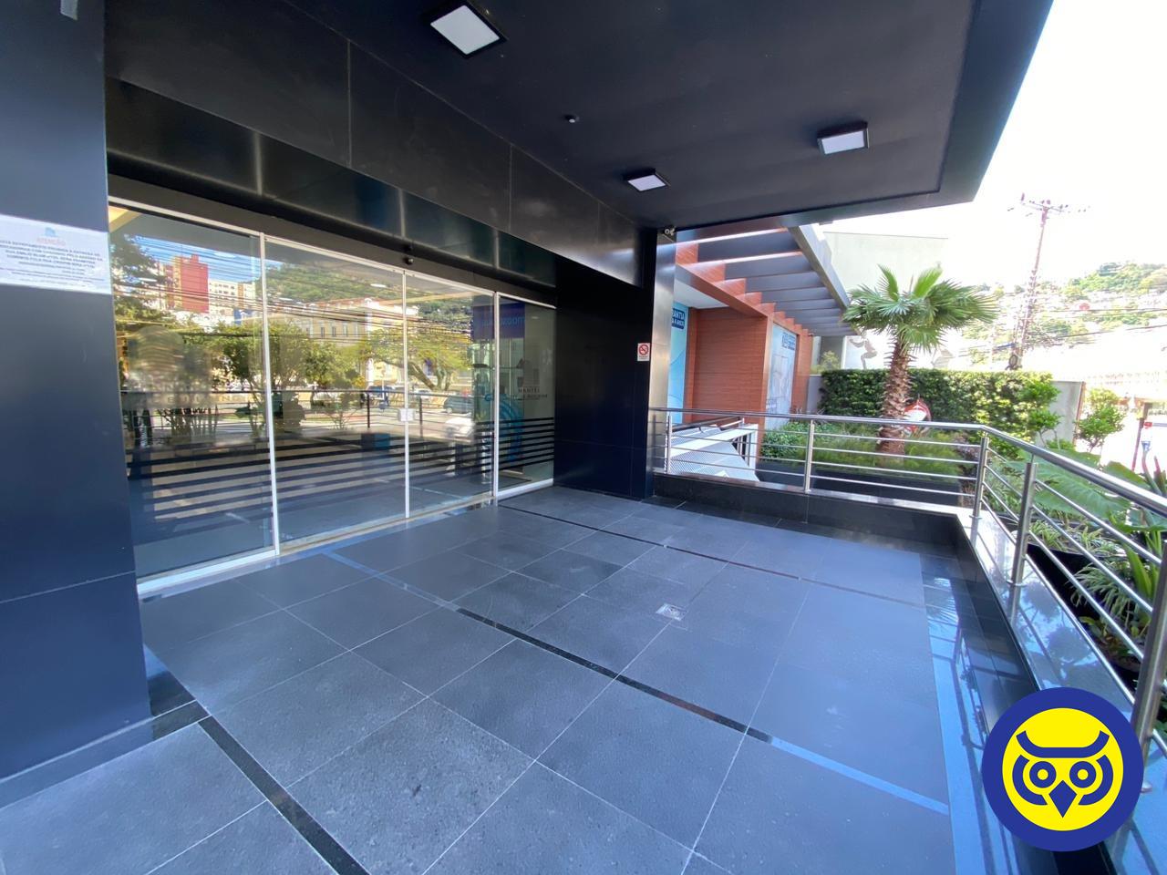 Salas/Conjuntos para aluguel no Centro: 