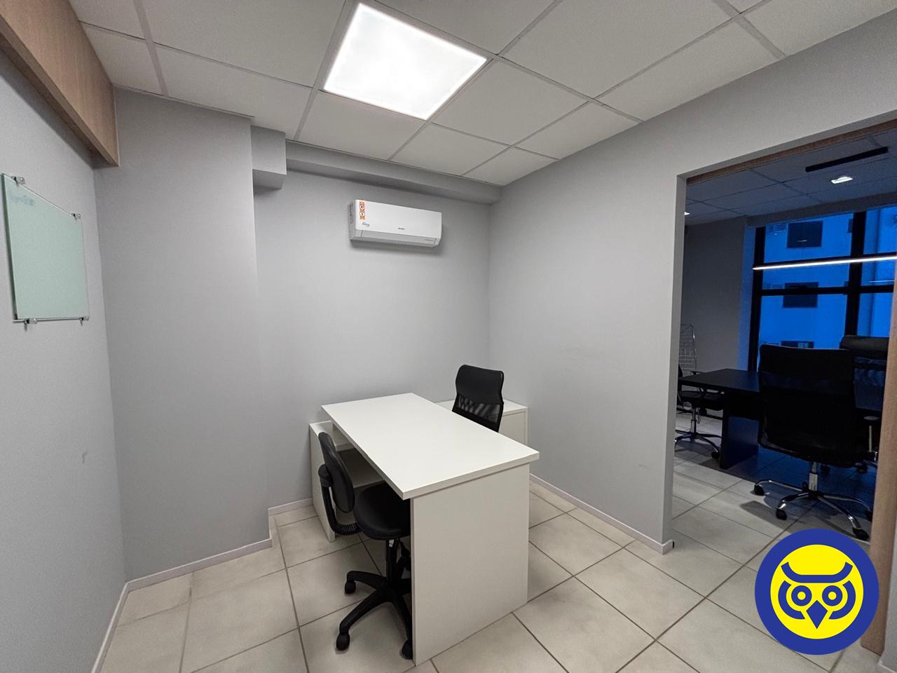 Salas/Conjuntos para aluguel no Centro: 