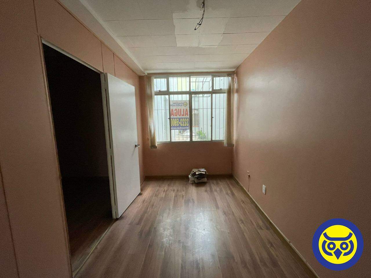 Salas/Conjuntos para aluguel no Centro: 