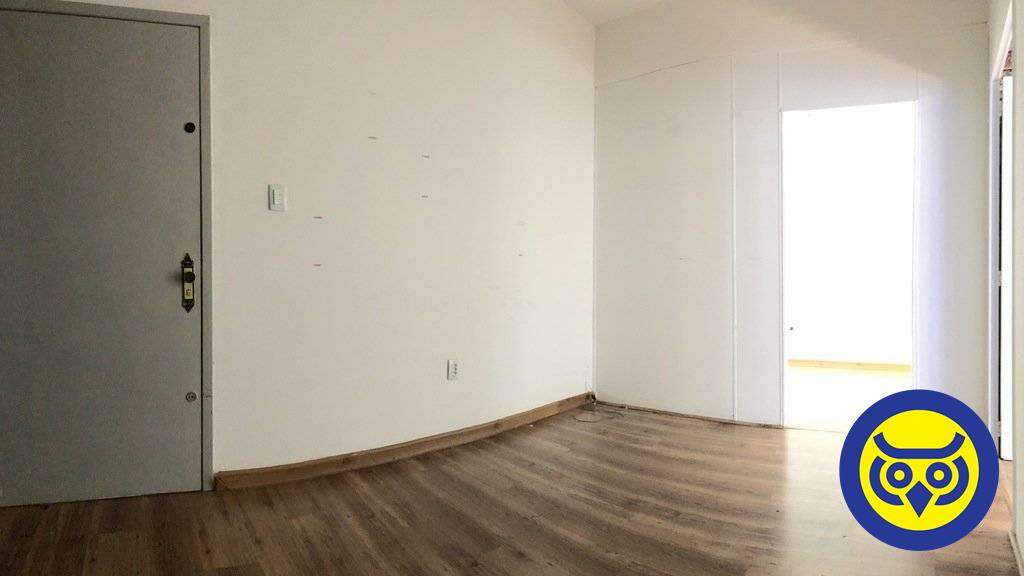 Salas/Conjuntos para aluguel no Centro: 