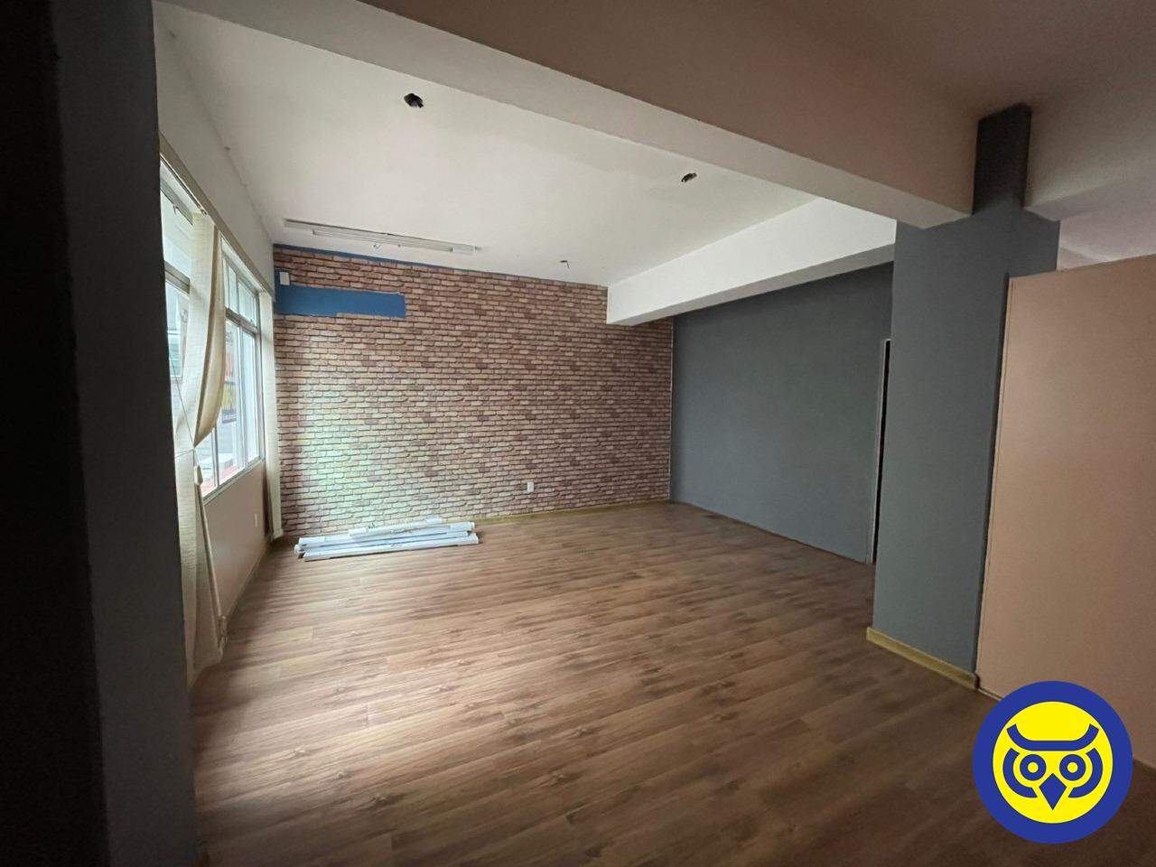 Salas/Conjuntos para aluguel no Centro: 