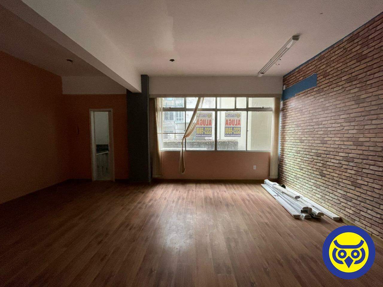 Salas/Conjuntos para aluguel no Centro: 