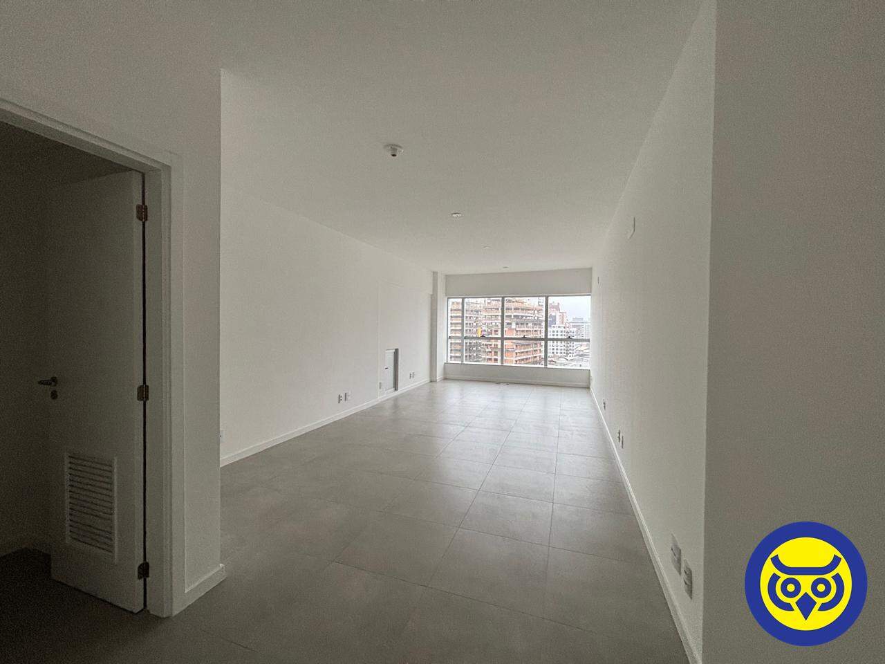 Salas/Conjuntos para aluguel no Balneário: 