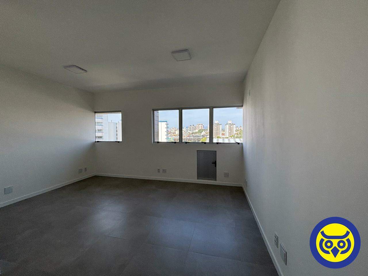 Salas/Conjuntos para aluguel no Balneário: 