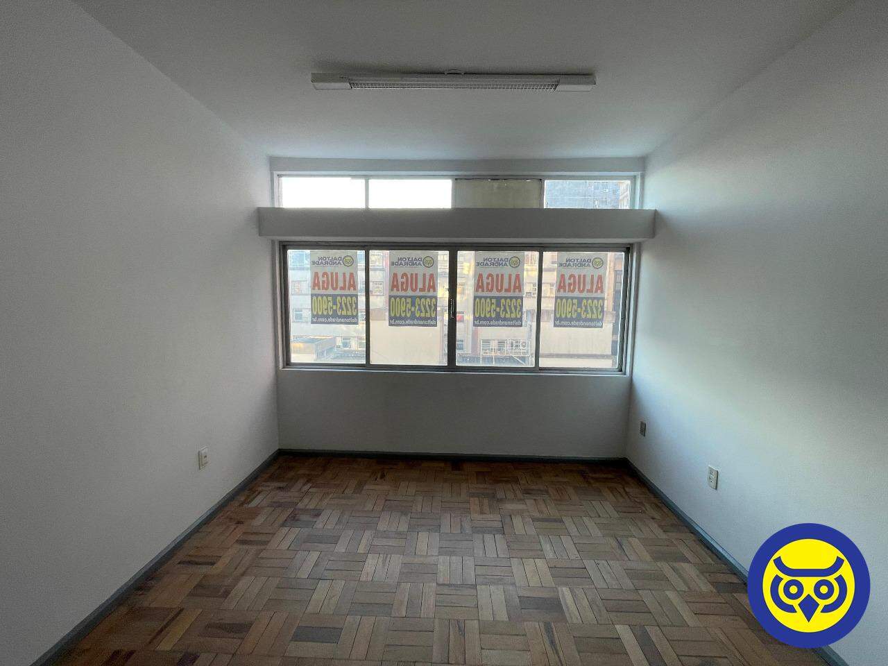 Salas/Conjuntos para aluguel no Centro: 