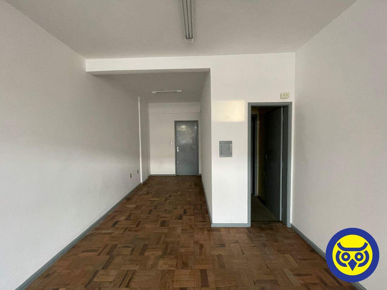 Salas/Conjuntos para aluguel no Centro: 