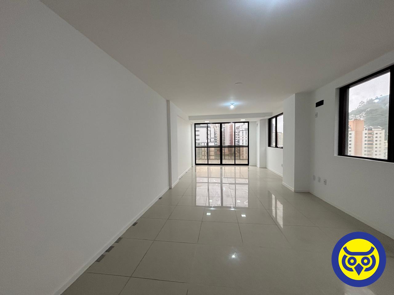 Salas/Conjuntos para aluguel no Centro: 