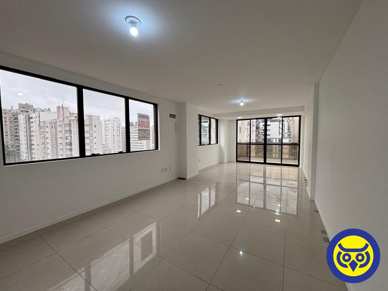 Salas/Conjuntos para aluguel no Centro: 