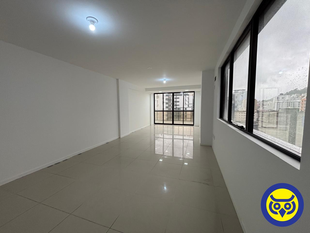 Salas/Conjuntos para aluguel no Centro: 