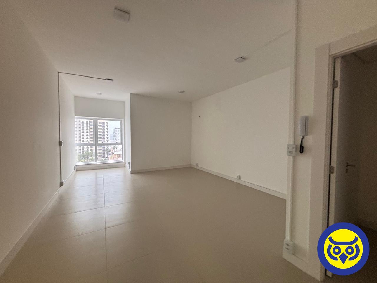 Salas/Conjuntos para aluguel no Estreito: 