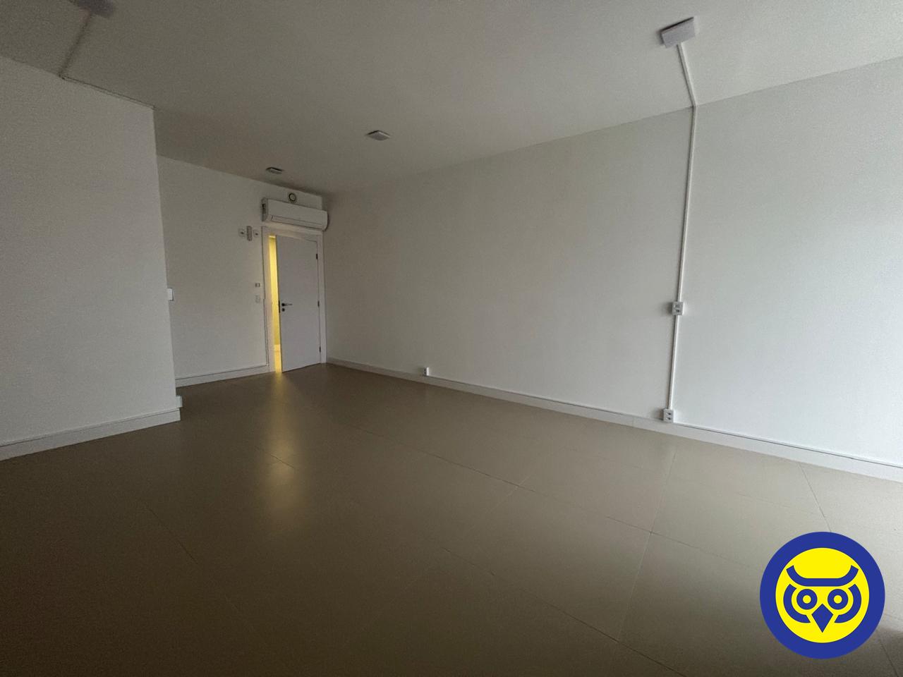 Salas/Conjuntos para aluguel no Estreito: 