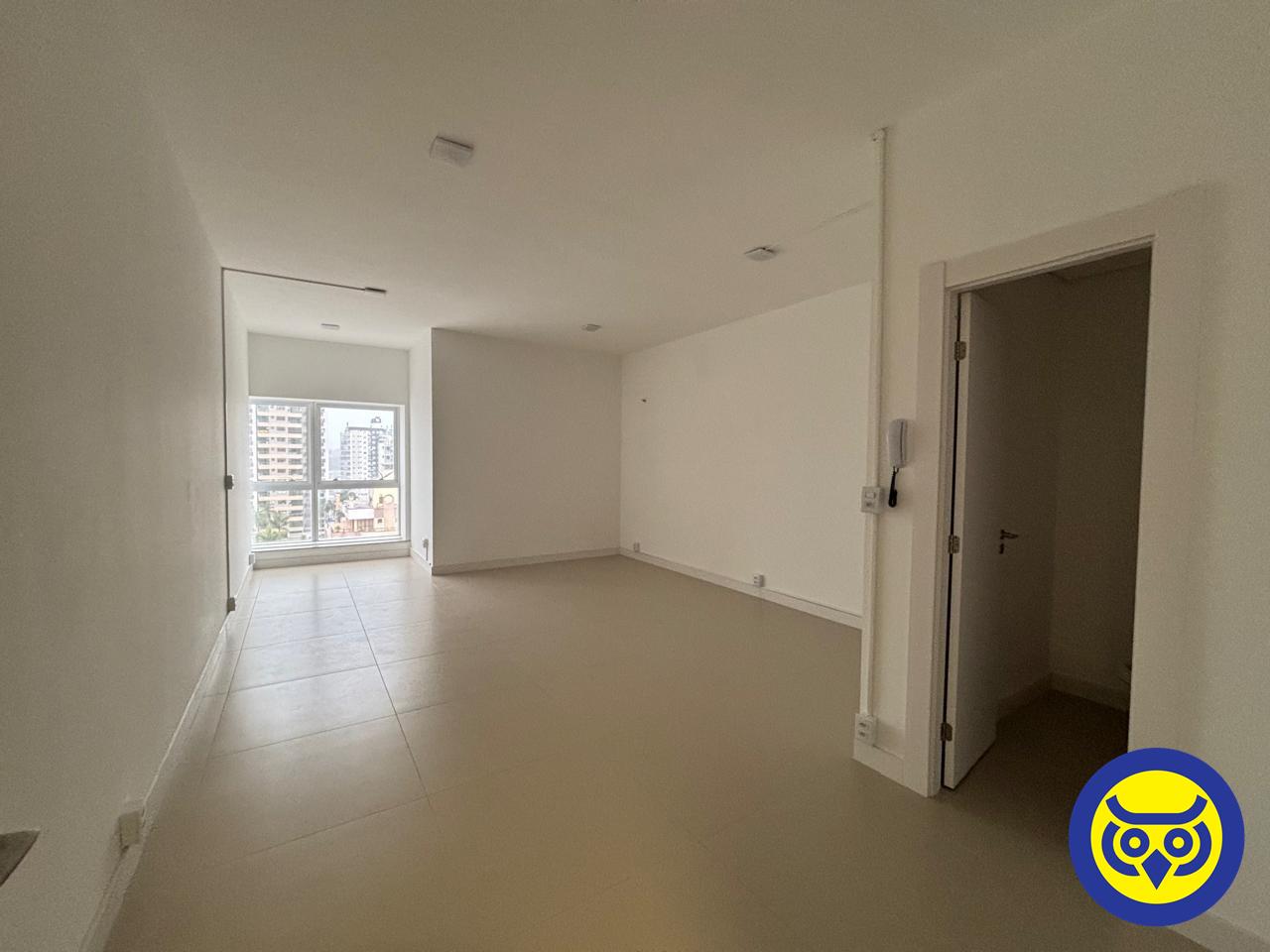 Salas/Conjuntos para aluguel no Estreito: 