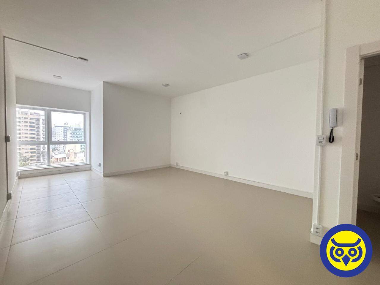 Salas/Conjuntos para aluguel no Estreito: 