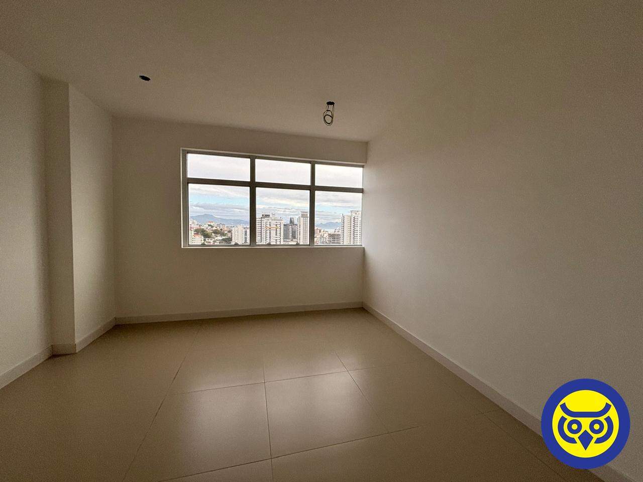 Salas/Conjuntos para aluguel no Estreito: 