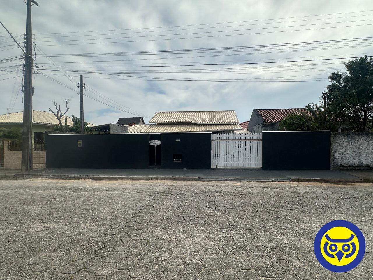 Casa para aluguel no Carianos: