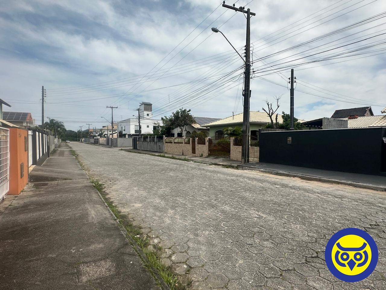 Casa para aluguel no Carianos: