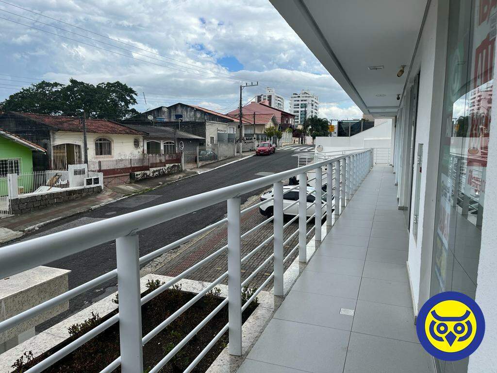 Loja para aluguel no Barreiros: 