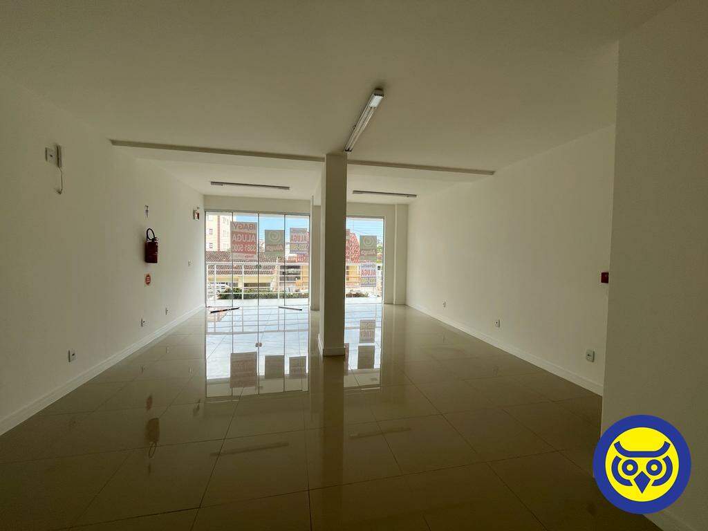 Loja para aluguel no Barreiros: 