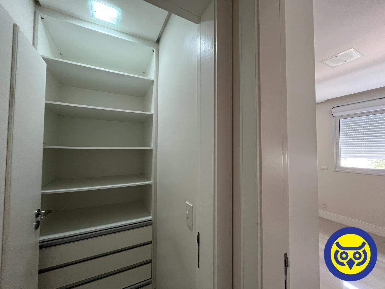Apartamento para aluguel no Centro: 