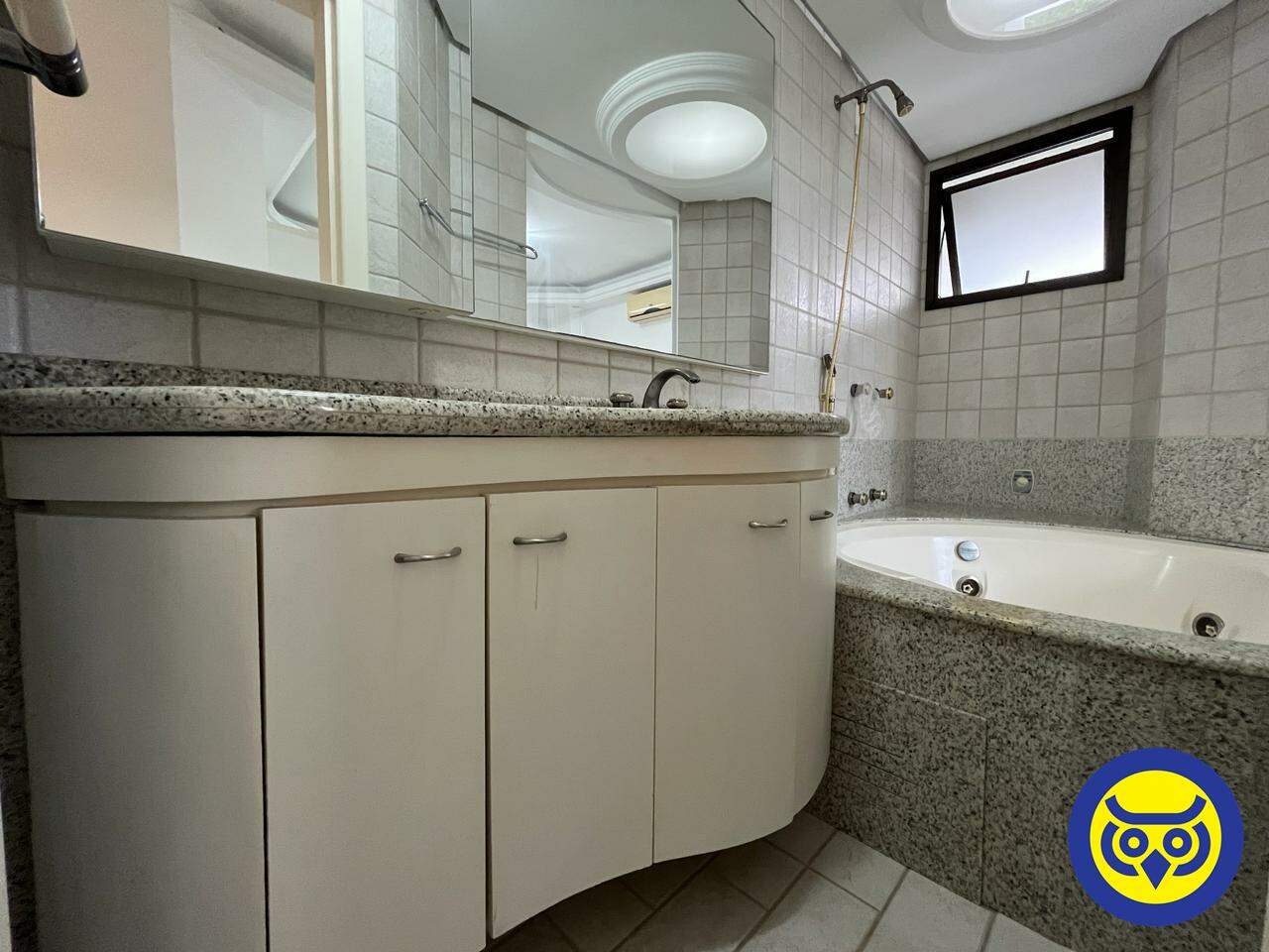 Apartamento para aluguel no Centro: 