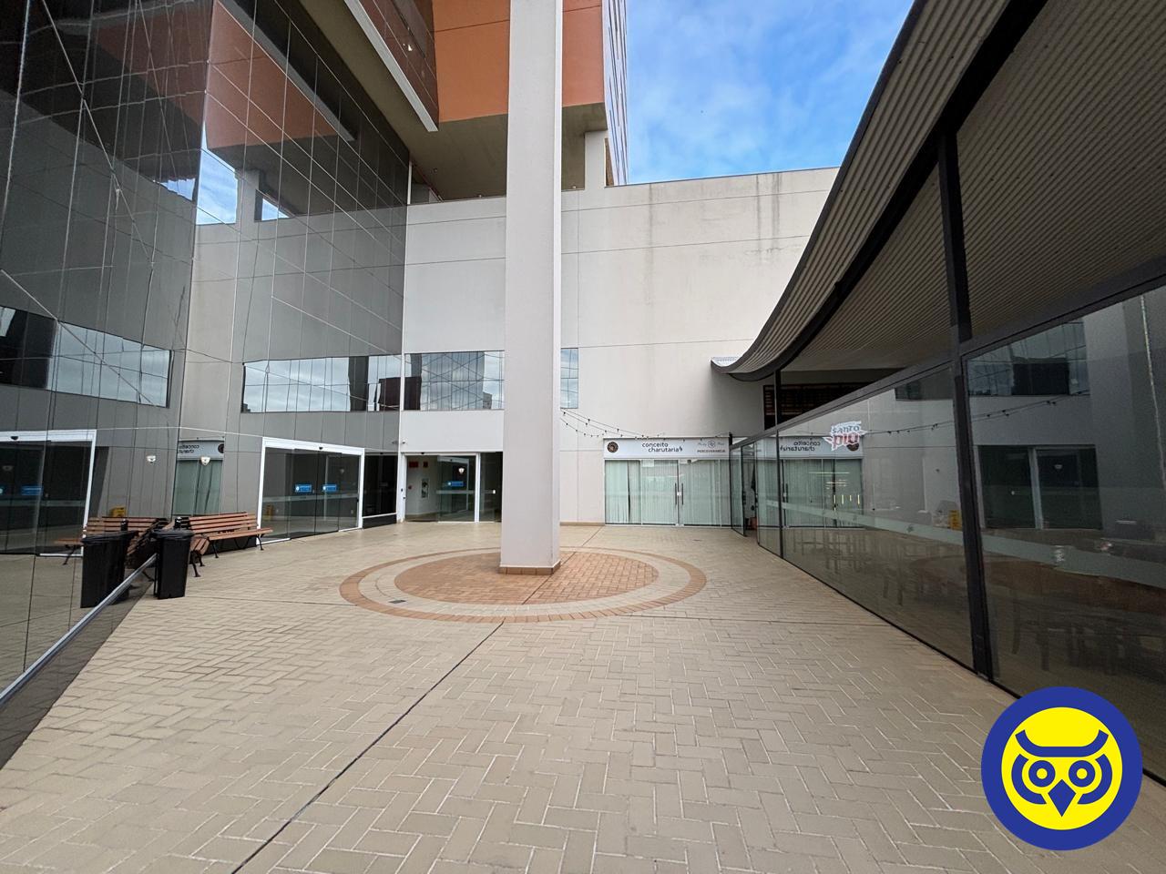 Sala para aluguel no Canto: 