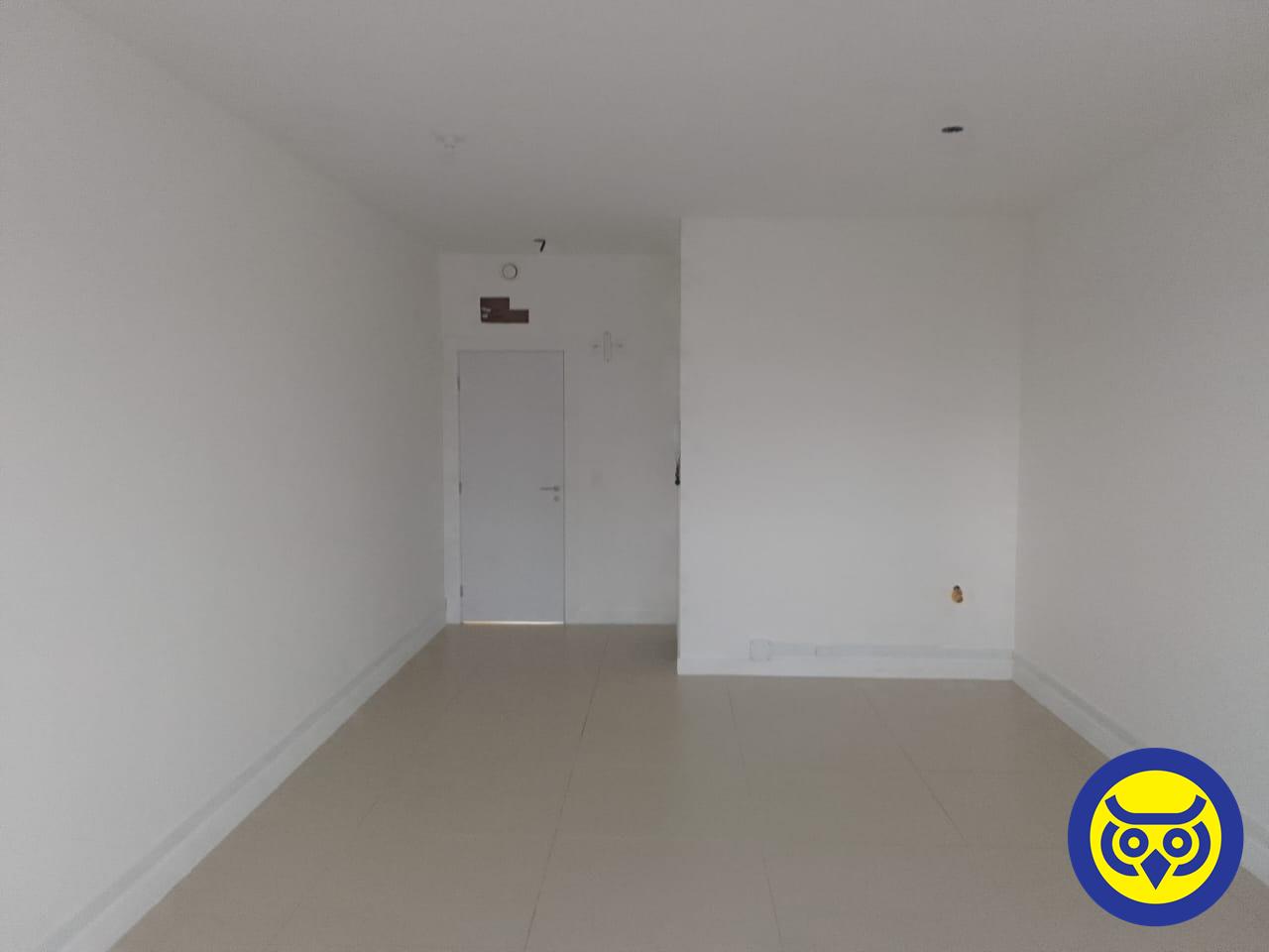 Sala para aluguel no Canto: 