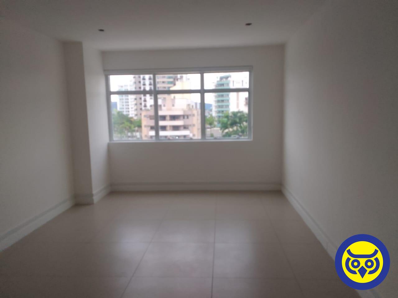 Sala para aluguel no Canto: 