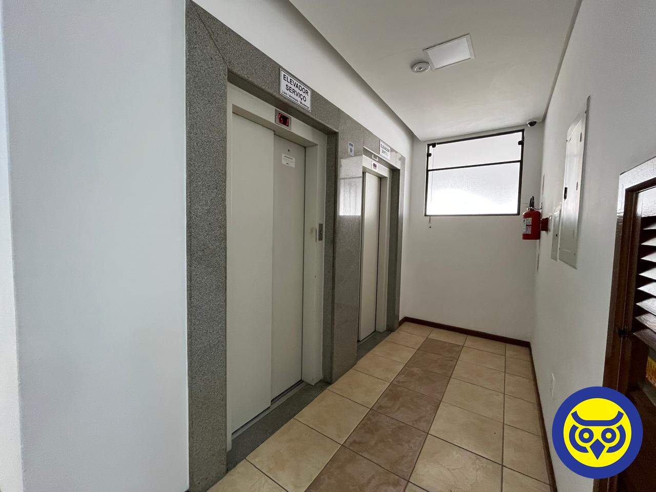 Apartamento para aluguel no Barreiros: 