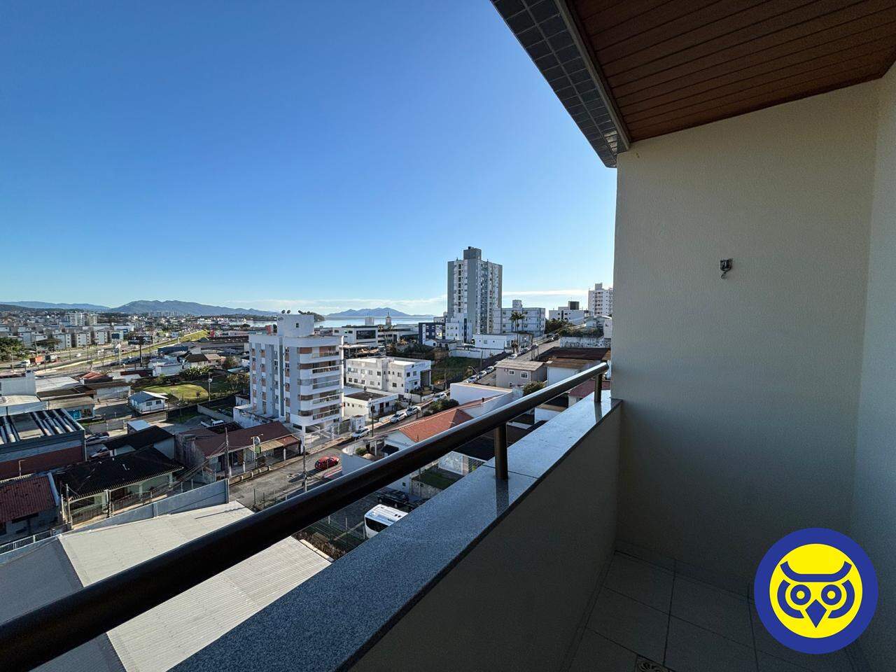 Apartamento para aluguel no Barreiros: 