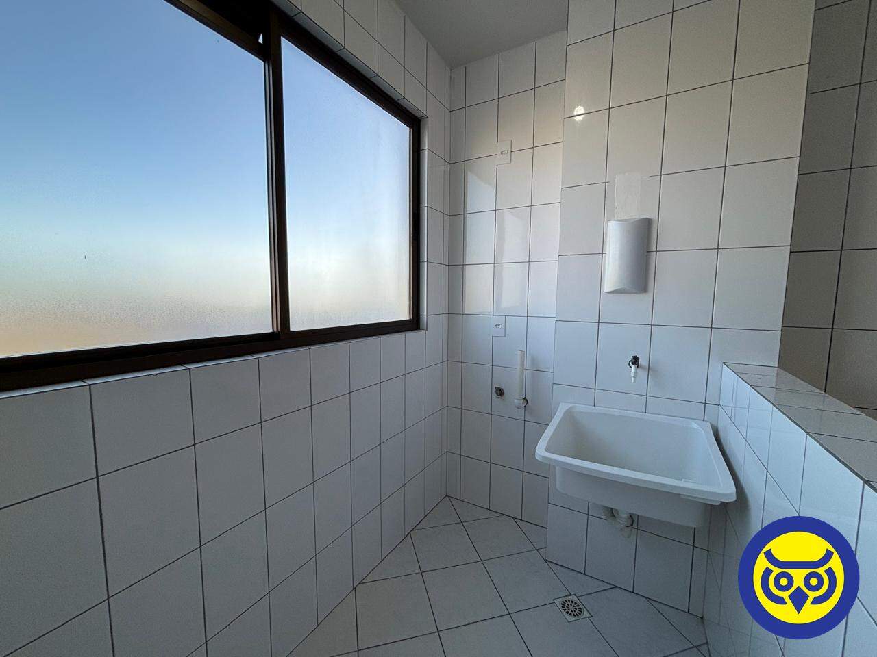 Apartamento para aluguel no Barreiros: 