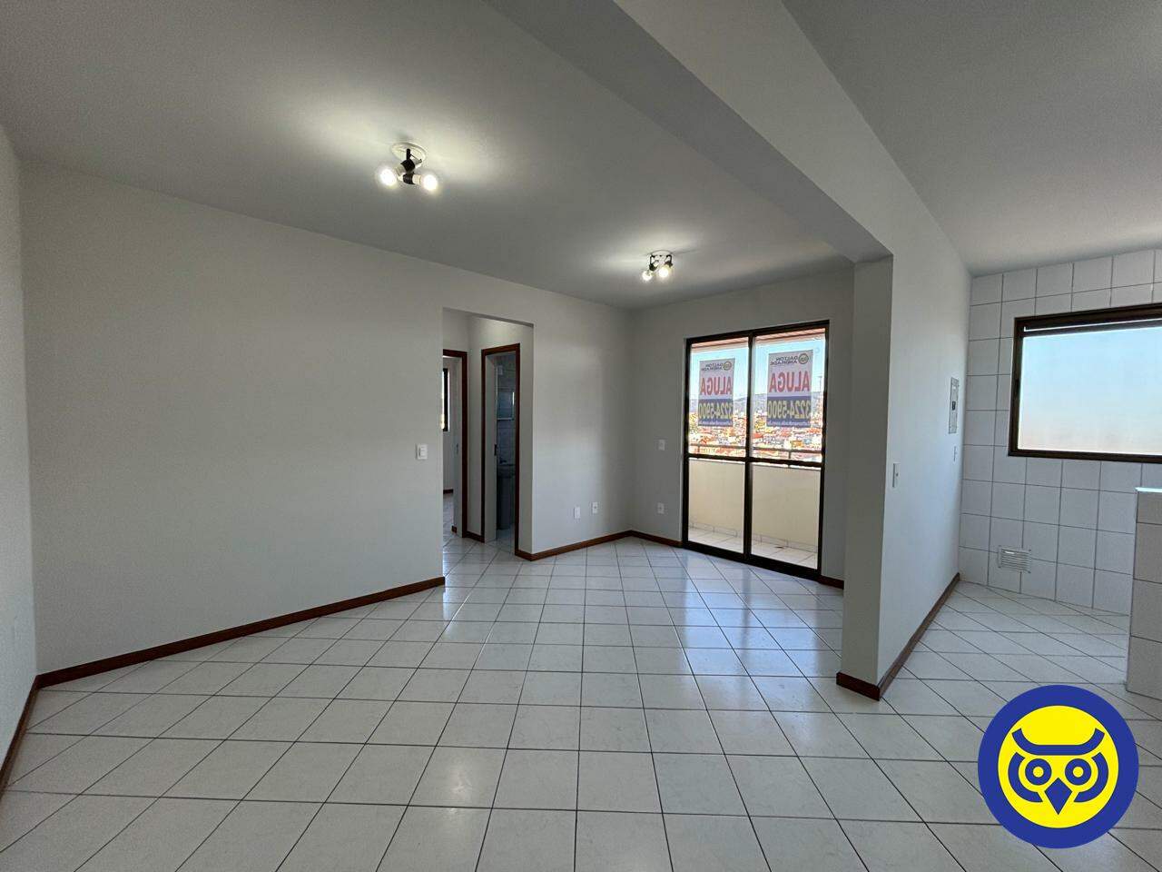 Apartamento para aluguel no Barreiros: 