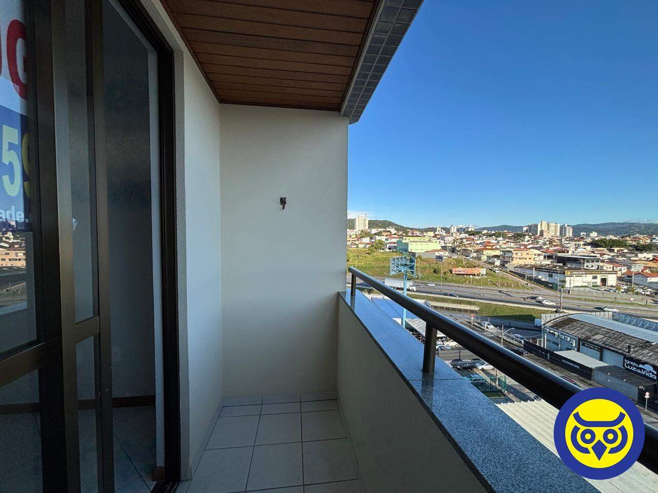Apartamento para aluguel no Barreiros: 
